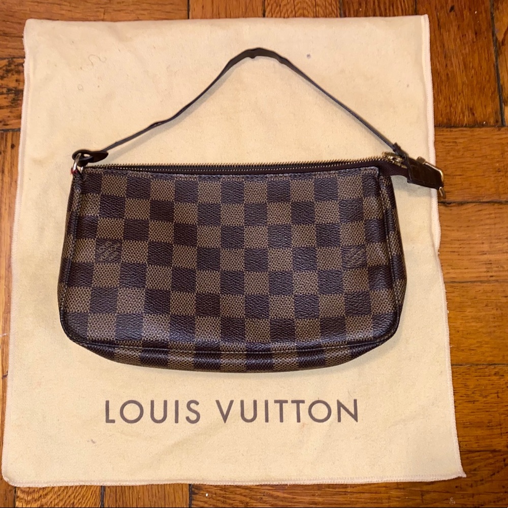 Louis Vuitton Pochette Accessory purse ..